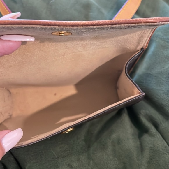 LOUIS VUITTON POCHETTE FLORENTINE BUM BAG MONOGRAM #FL0052 Belt #FL0072🤎🤎 - Picture 4 of 12